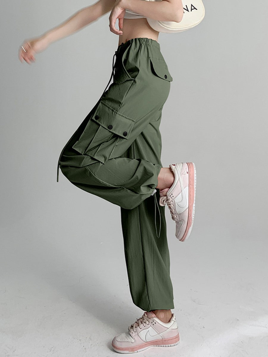 BreezyFit™ Lightweight Cargo Pants