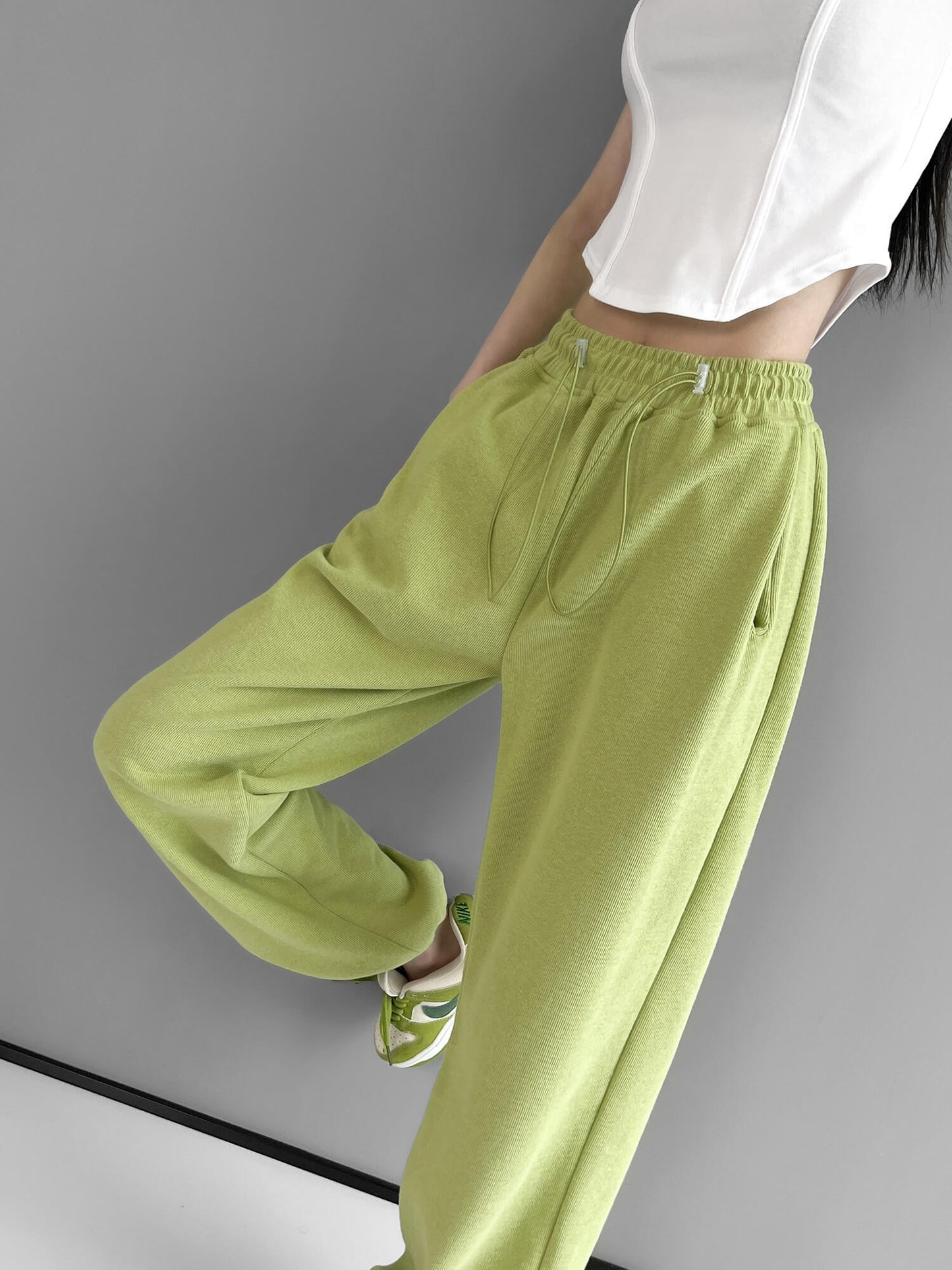 StyleEase™ Loose-Fit Casual Sports Pants